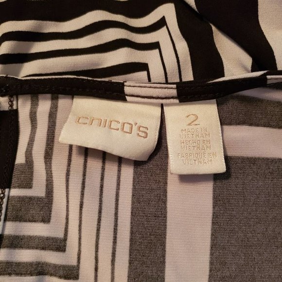 Chicos Womens Top Sz 2 or Large Black White Asymmetrical Long Sleeve, zi… - Picture 4 of 6